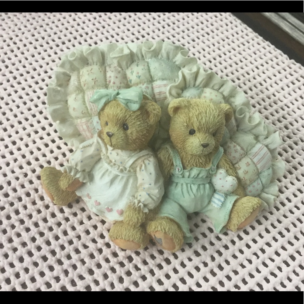 Cherished teddies